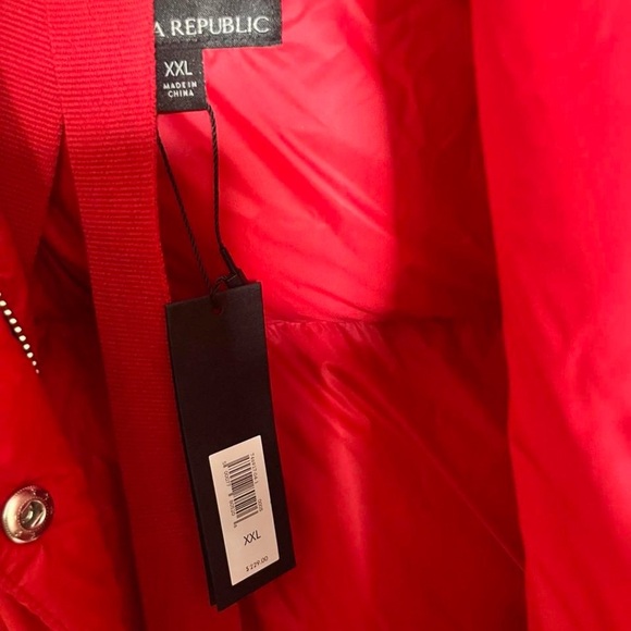Banana Republic Women's Red Puffer Jacket - Picture 2 of 6